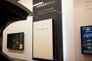 How Do Solar Batteries Work: The Complete Guide